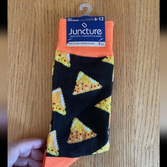 2/16$Nacho chips socks 6-12 - Picture 1 of 1